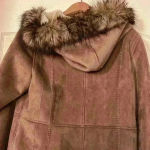 Gallery  Women’s faux‎ fur Brown jacket Photo 4