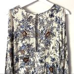 American Eagle  Cold Shoulder long sleeve open back Photo 4