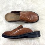 Clarks  Classic Leather Clog Mules Sz 9M Photo 7