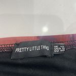 Pretty Little Thing  Photo 1