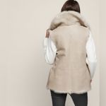 Reiss Lille Reversible Shearling Gilet Medium Photo 3