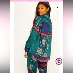 Pretty Little Thing  nwot size 4 paisley satin button up mix printed blouse boho Photo 1