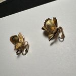 Signed Pastelli Rose Flower Gold Tone Vintage Clip On Clip Photo 4