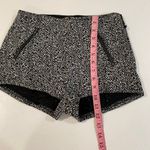 Cooperative Tweed Zip Pocket Shorts Women’s Size 4 – Black White High Rise Urban Photo 4
