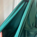 Mac Duggal IEENA  SATIN ONE SLEEVED COCKTAIL DRESS Emerald Green Size 0 Photo 2