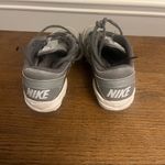 Nike  Hyperdiamond Keystone
Women's Size 6 Softball Cleats Grey & White EUC Photo 1