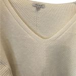 White Birch  v-neck white sweater size XL‎ Photo 4