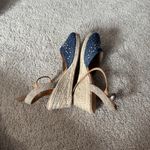 White Mountain Blue Beaded Faux Pearl Espadrille Wedges Women's Size 8.5 Sandals Photo 3