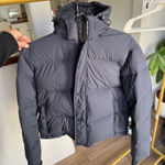 Aritzia  Super Puff Photo 0