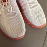 Omega Knit Walking‎ Shoes White Orange Size 38 Women’s 7.5 Photo 3