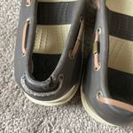 Crocs  Brown/Cream Beach Line Boat Shoes SIZE 7 Photo 3