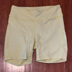 Outdoor Voices  Move Free 6” Athletic Shorts Gecko Yellow size Medium Photo 0