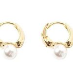 Gold And Pearl Small Hoops Photo 2