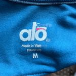 Alo Yoga Alo Blue Ikat Coolfit Bra Tank size Medium Photo 5