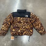 The North Face men's 1996 retro nuptse jacket Photo 1