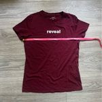 Vince . Wine Short Sleeve “Revealed” Graphic Baby Fitted Tee Shirt Size M Photo 6