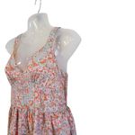 American Eagle Sleeveless V Photo 6