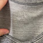 New York & Company women’s gray v Photo 2