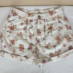 American Eagle  Women’s High-Waisted Floral Denim Shorts Size 6 Photo 0