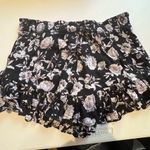 Wet Seal Black Floral Ruffle Shorts Size Small Photo 3
