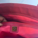 MCM  Glossy Red and Pink Tote patent leather. Clean inside. Shiny hardware. Photo 5