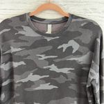 Athleta  Studio to Street Gray Camo Crew Neck Sweatshirt Size XS Photo 3