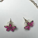 Kendra Scott  Kyla Necklace Earrings Set Gold Pink Mother of Pearl Flower Photo 3