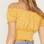 WOLF WOMEN'S KNIT EYELET SMOCKED CROP TOP SZ L Yellow Size L Photo 7