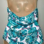 1 Madison Stylish women's swimsuiSize XL.30. Photo 1