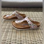 Birkenstock  Gizeh Soft Footbed Sandals Photo 3