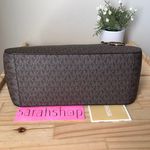 Michael Kors Purse Photo 5