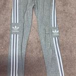 Adidas Leggings / Sweatpants Photo 0