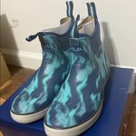 Huk Rogue Wave Boots womens set sail size 8 new in box Blue Photo 7