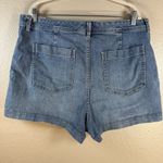 Gap  Khaki chino Light Blue Jean Shorts SZ:18 Photo 1