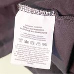 Nike Size Large Cropped Short Sleeve Silver Swoosh Athletic Short Sleeve T-shirt Photo 4