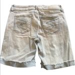 Seven7  Light Blue Denim Short Easy Fit Sz 6 EUC #6182 Photo 1