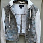 Tinseltown  Denim Couture Camo Hoodie Size Med Photo 3