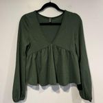Alya Green peplum long sleeve sweater Photo 0