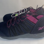 Reebok  Women’s athletic steel toe sneakers. Size, 7.5 Photo 0