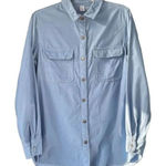 Old Navy T9  Light Blue Chambray Button Up Shirt Medium Long Sleeve Pockets Photo 0