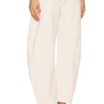 Free People  Cream colored Barrel Wide Leg Jeans - size 29 NWOT Photo 0