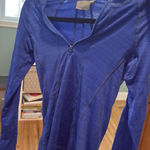 Athleta  Women’s Long Sleeve Top XXS Athletic Photo 0