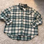 Old Navy New  plaid flannel shirt, size petite medium Photo 0
