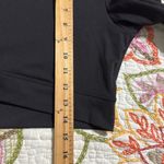 Halara  medium black cropped long sleeve thumb hole Crossover cropped yoga top Photo 4