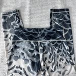 Lululemon winder under mid rise Crop leggings in pretty plume angel wing print Photo 1