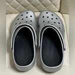 Crocs  CLASSIC METALLIC CLOG Silver shoes women’s 12 men’s 10 Photo 6