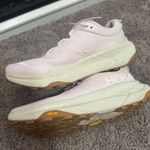 Hoka  One One Women's Transport Running Sneaker Shoes, Size 7 B US Photo 0