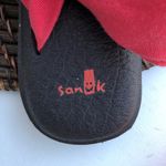 Sanuk  Womenx Yoga Sandals Salmon Pink Size 7 Photo 2