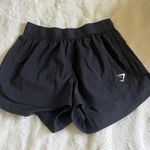 gym shark shorts  Photo 0