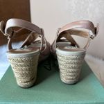 Clarks Artisan Shutter Shade Espadrille Wedge Sandals Pearlized Pink/Beige Size Photo 4